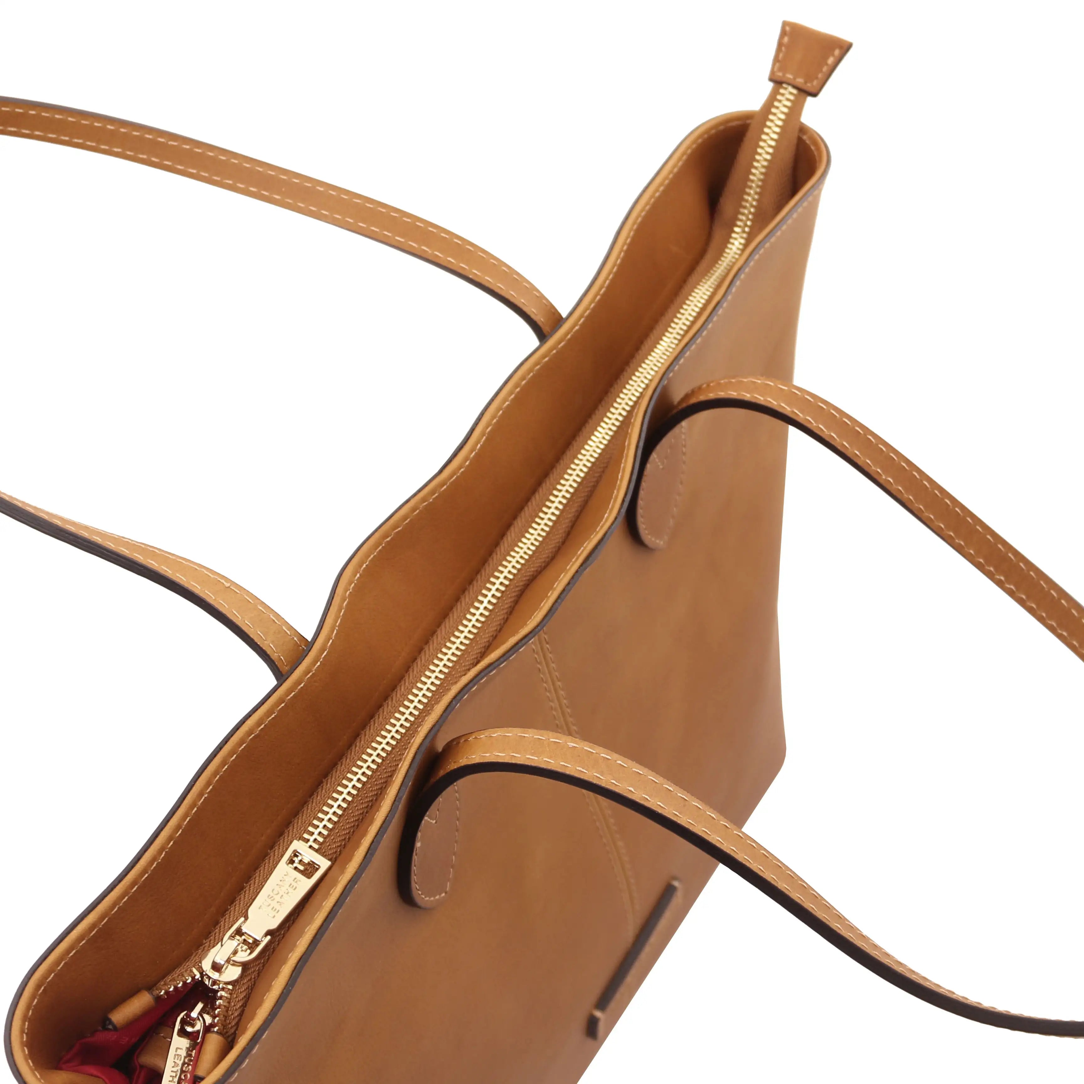 Top zippered closure view Natural Essenza Shoulder Bag