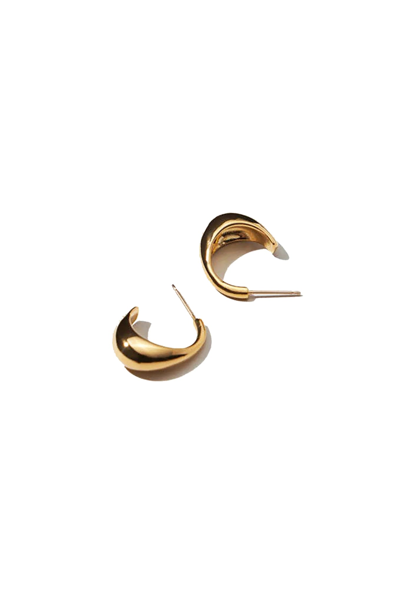 Inez Gold Structural Hoop Earrings om a white background - L'Atelier Global