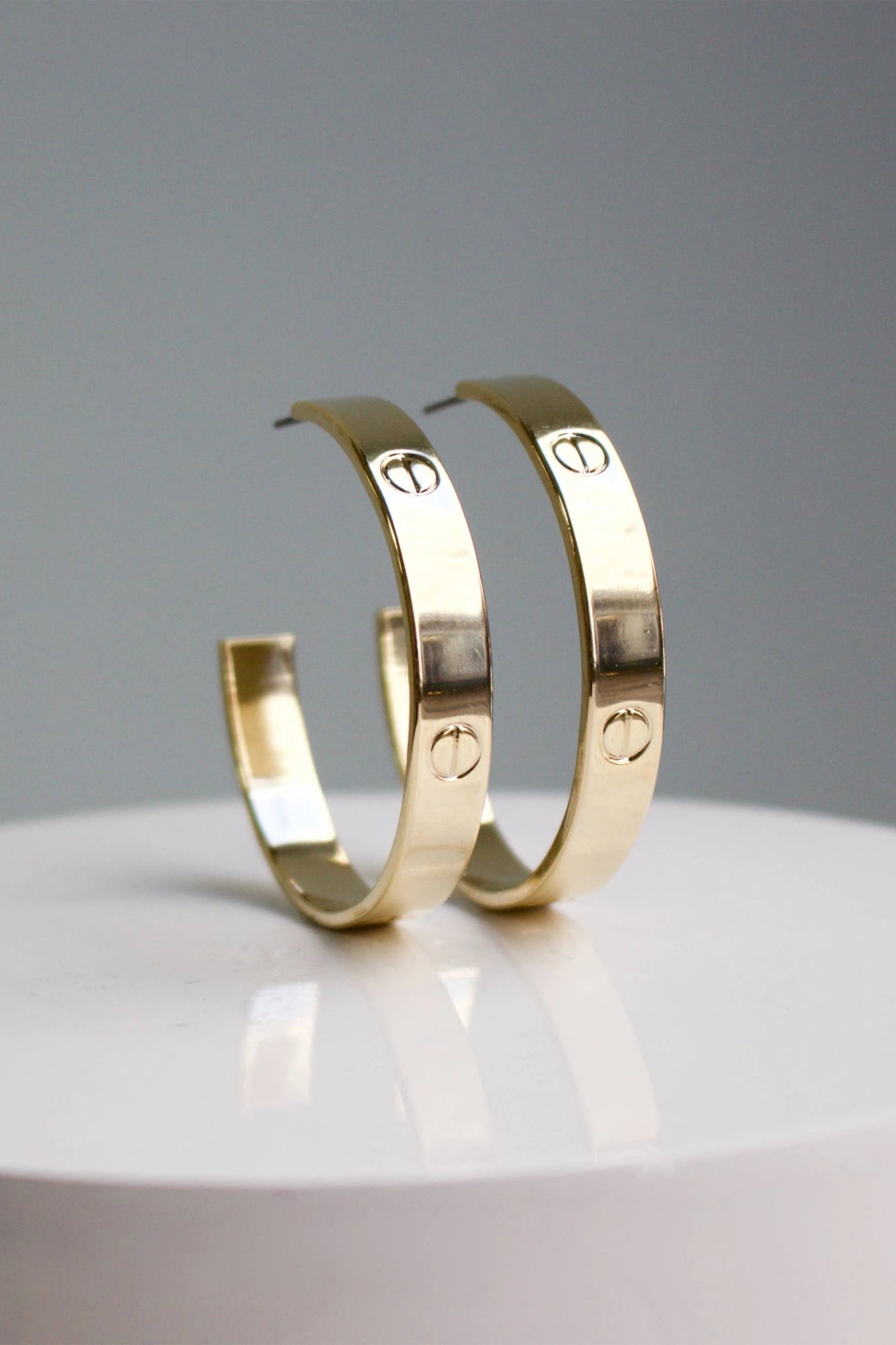 NYC Nailhead Gold Hoops - Gold - shop_name#