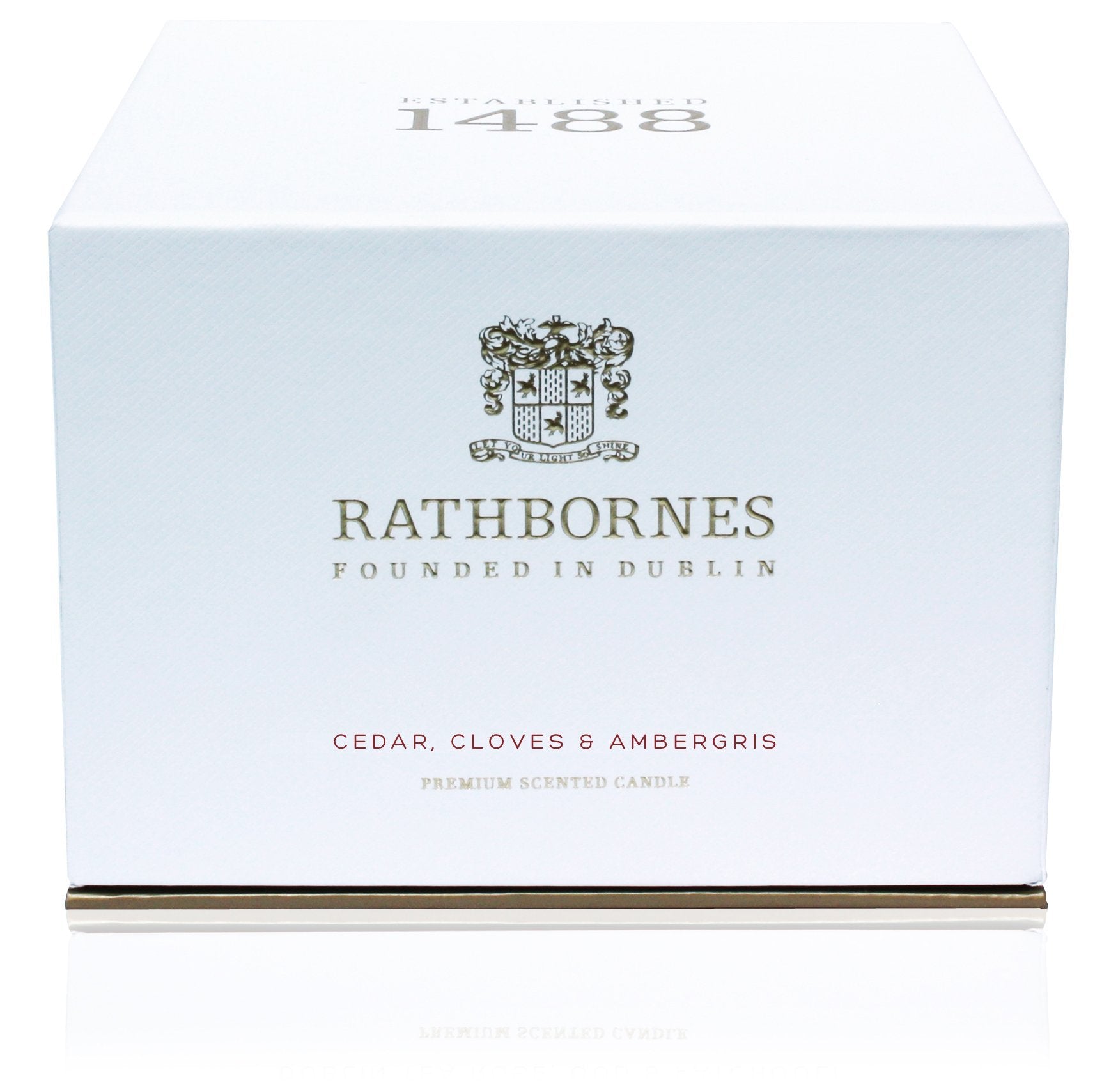 Cedar Cloves & Ambergris Luxury Beeswax Candle in box on a white background - L'Atelier Global