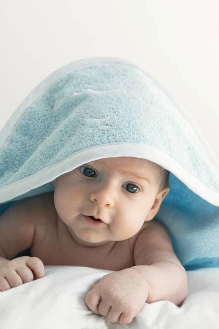 Embroidered Hooded Towel in Blue - L'Atelier Global