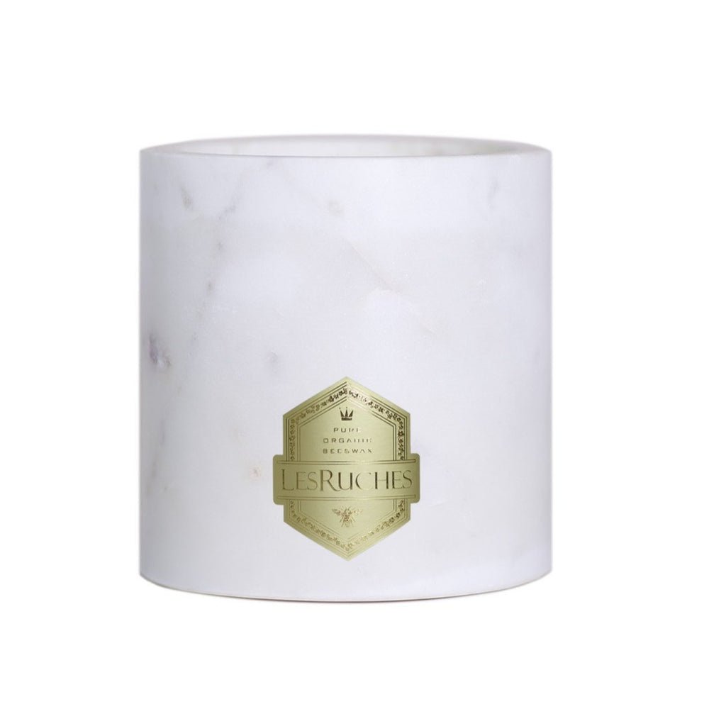 Gardenia Beauté Marbré Beeswax Candle on a white background