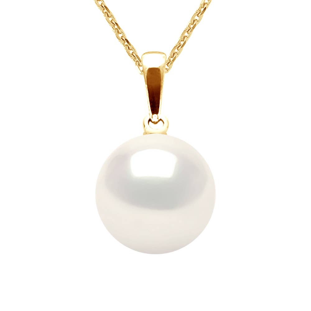 Lustrous Yellow Gold Freshwater Pearl Broom Pendant on a white background