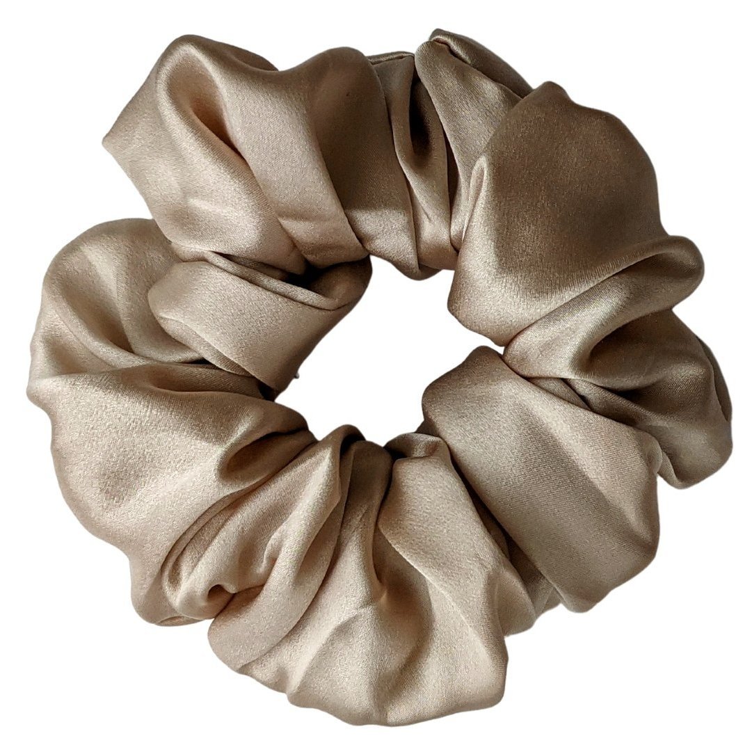 Luxe Mulberry Silk Jumbo Scrunchie in champagne on a white background