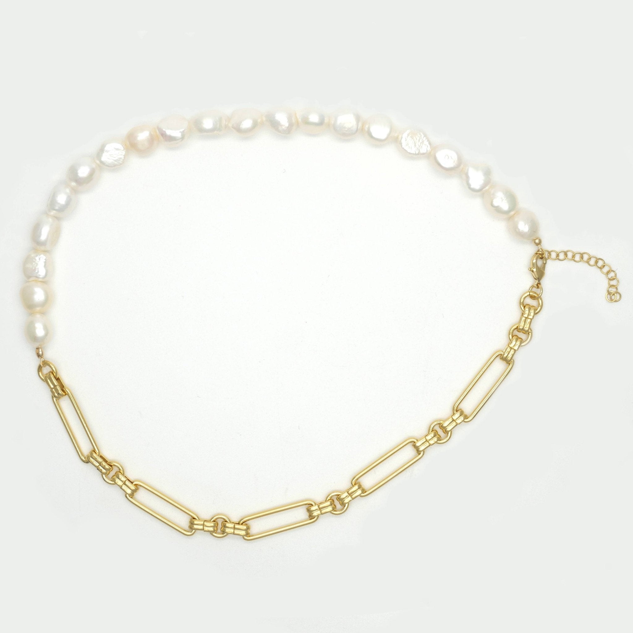 Menton Freshwater Pearl and Gold Choker on a white background - L'Atelier Global