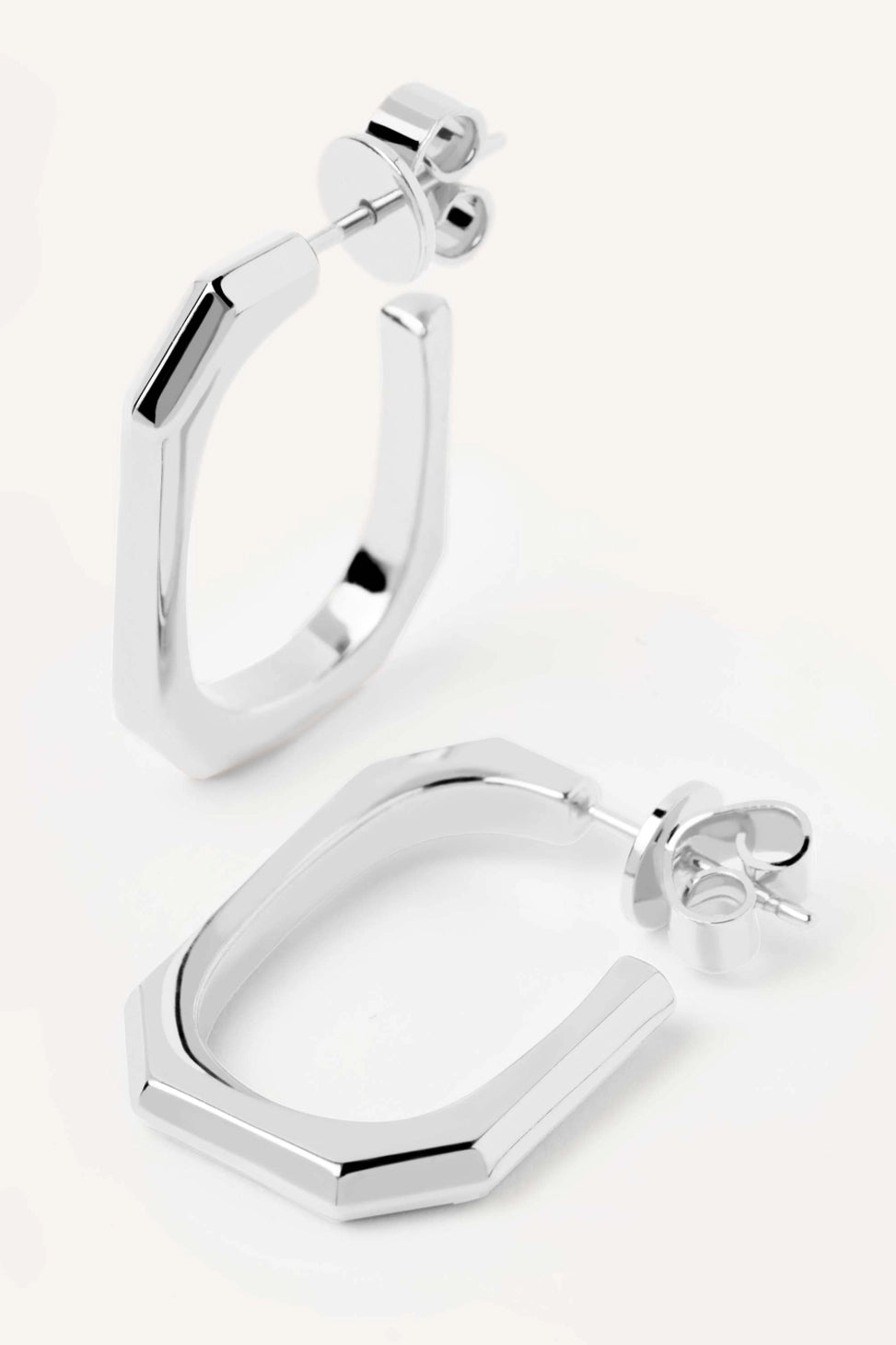 Signature Rectangle Link Silver Earrings on a white background- L'Atelier Global
