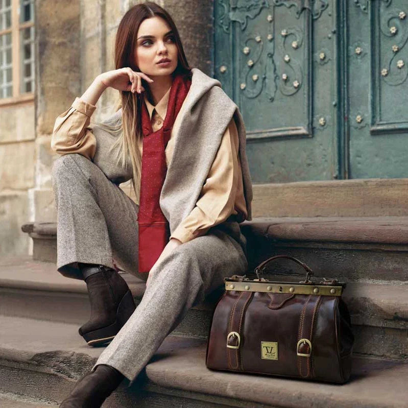 How to Care for Italian Leather Bags: A Complete Guide
