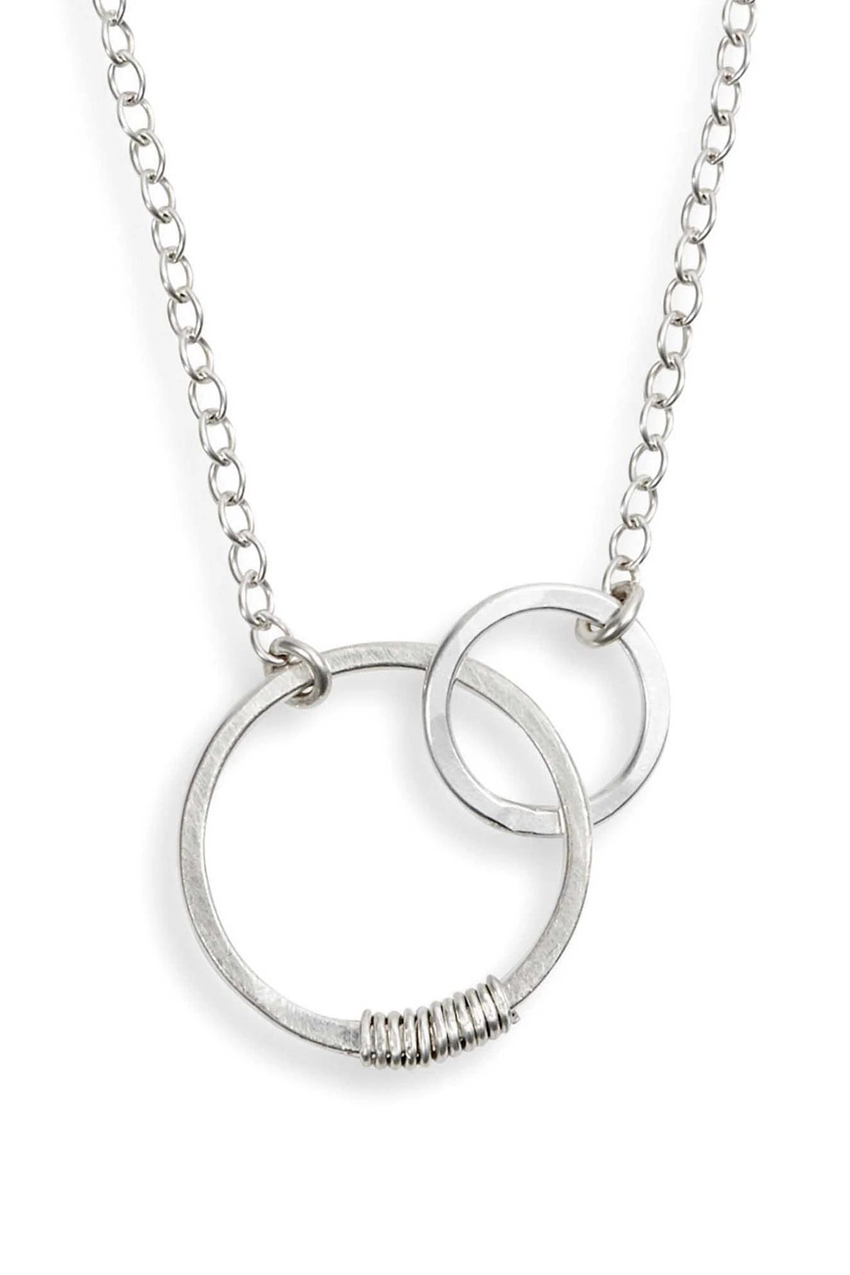 Linked Circles Necklace - L'Atelier Global