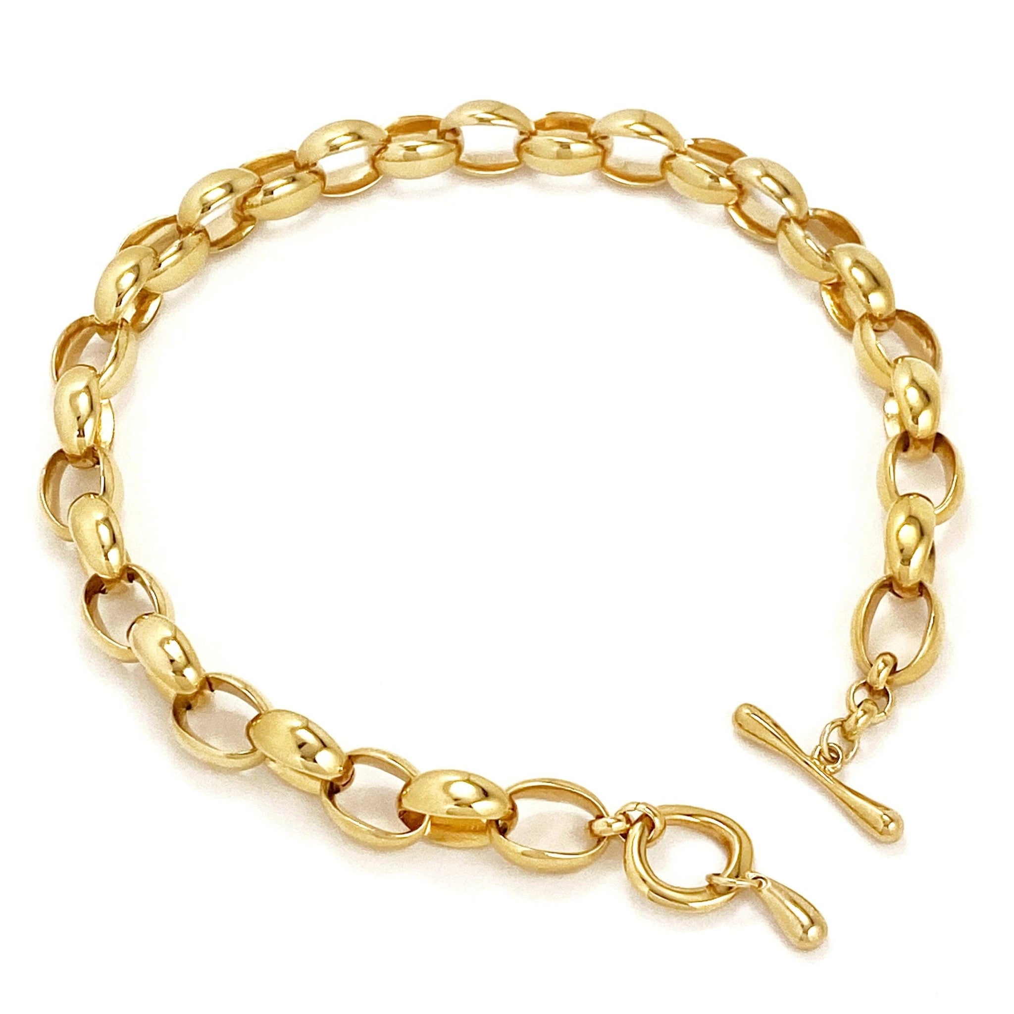 Origin Chainlink Gold Collar Necklace on a white background showing toggle closure
