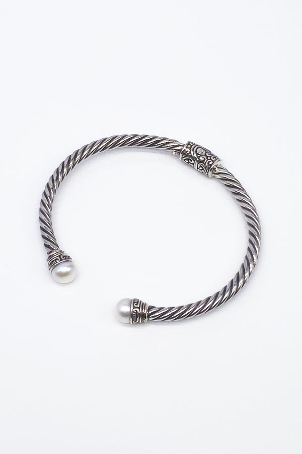 Balinese Silver Hinged Bracelet in Pearl