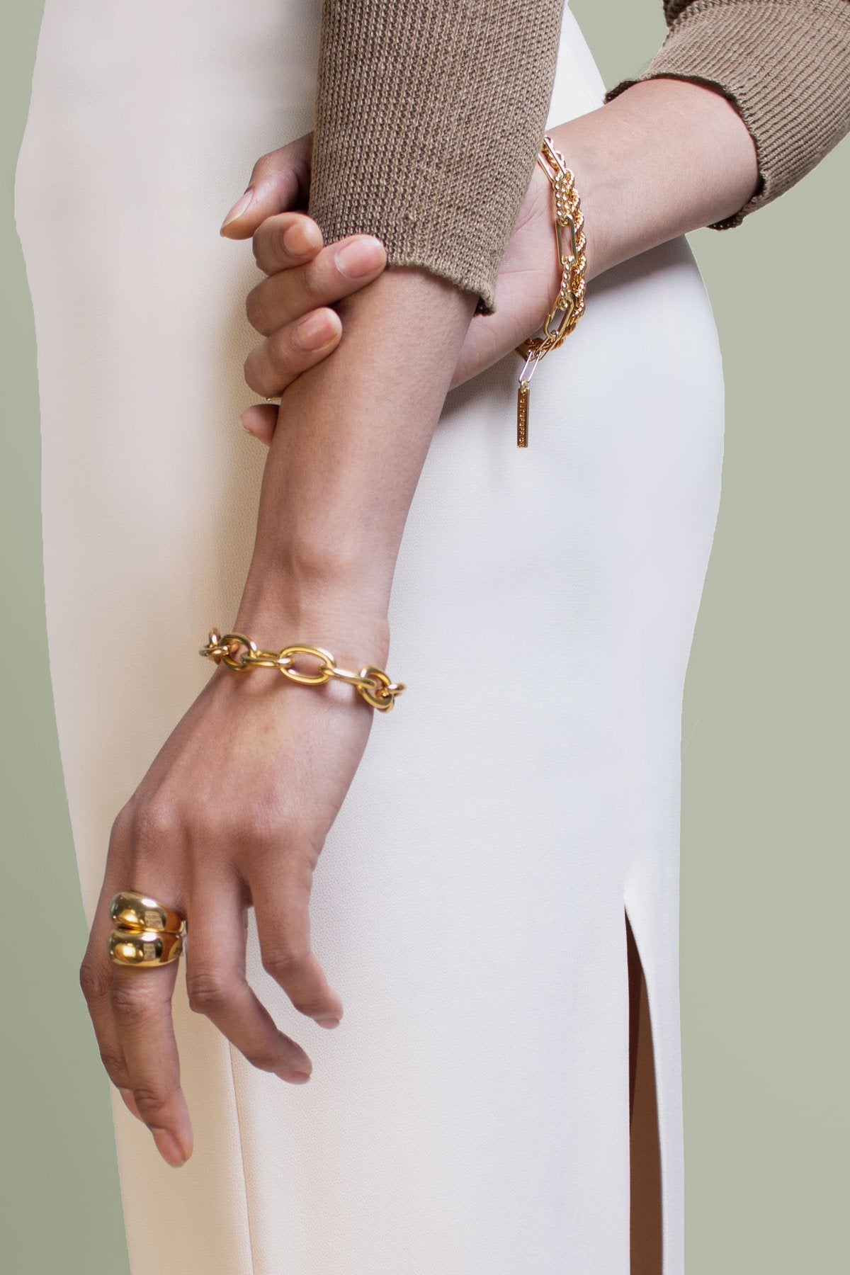 Classic Chain Link Gold Bracelet – L'Atelier Global