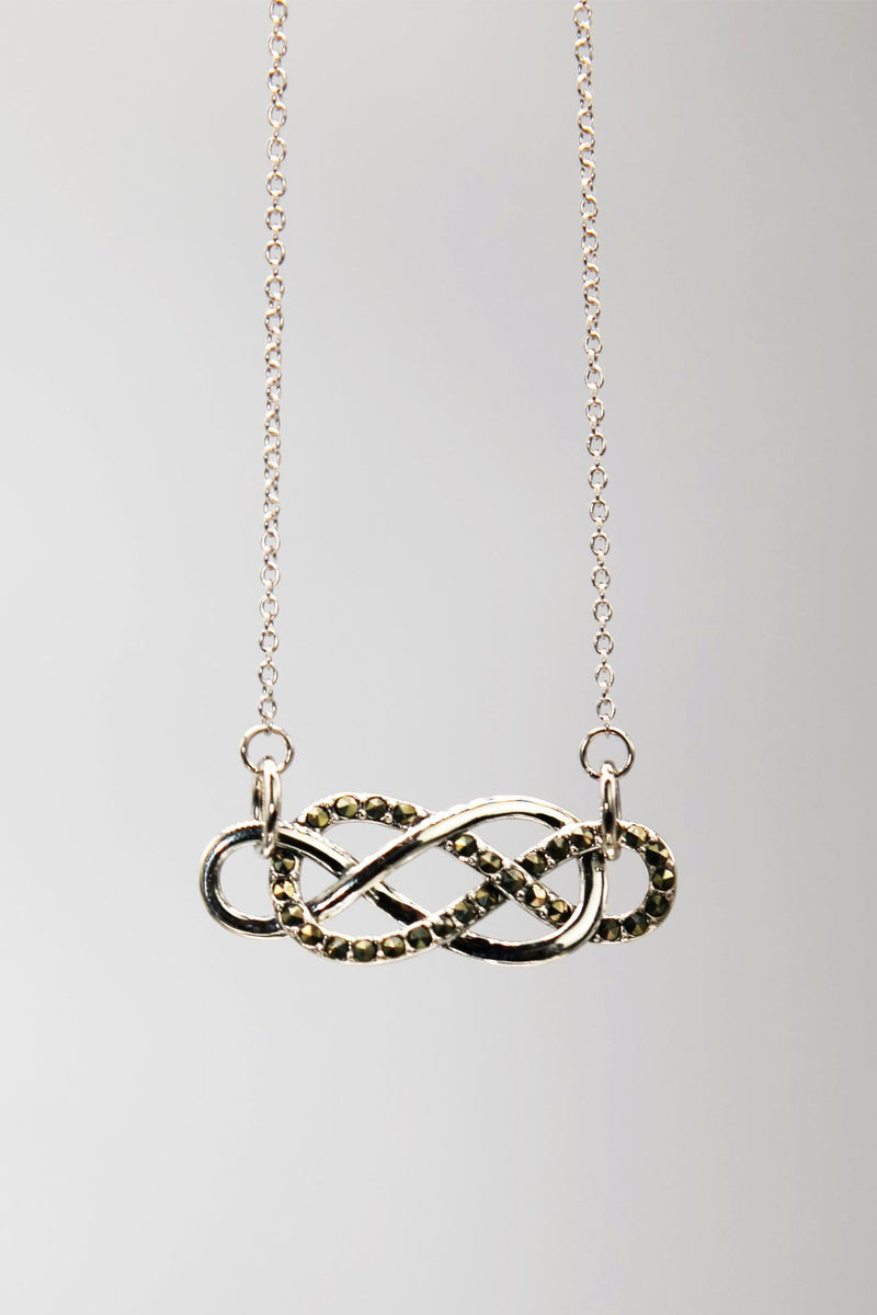 Infinity Celtic Knot Necklace - L'Atelier Global