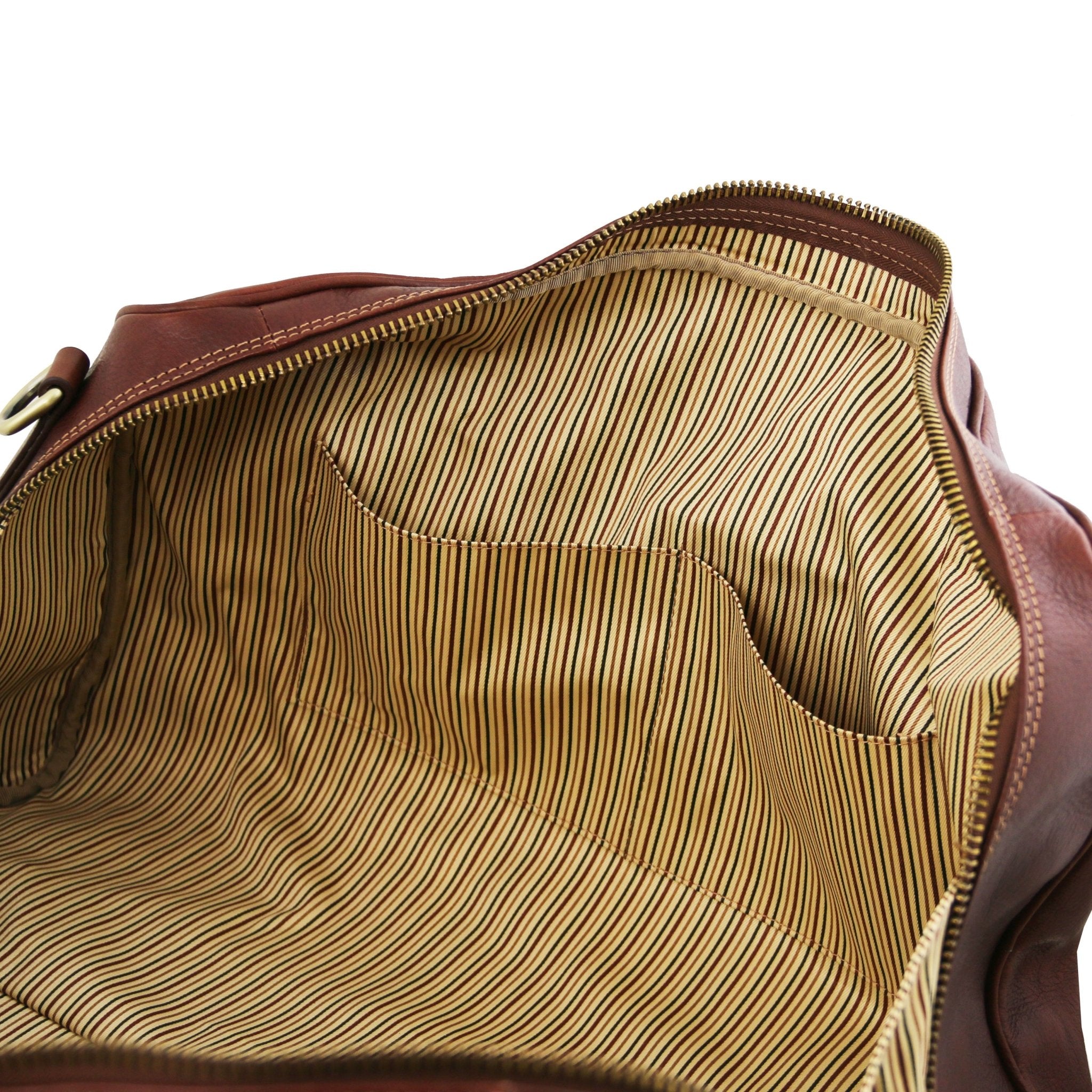 Lisbona Travel Leather Duffle Bag in Brown Small size Interior open pockets view on a white background - L'Atelier Global