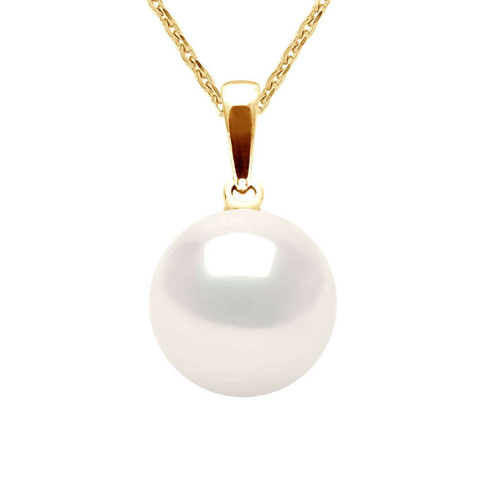 Lustrous Yellow Gold Freshwater Pearl Broom Pendant - L'Atelier Global