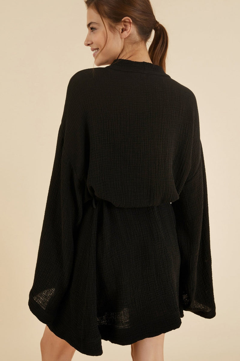 Luxe Luna Kimono Wrap in Black - L'Atelier Global