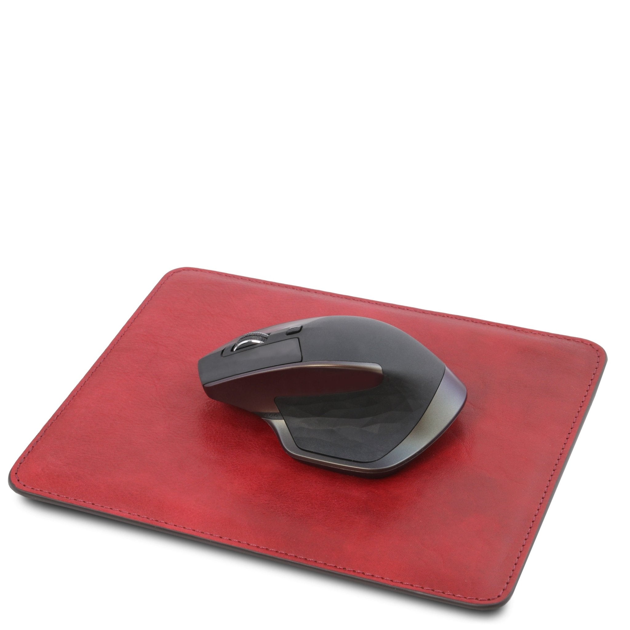 Italian Leather Mouse Pad in red with mouse on a white background - L'Atelier Global