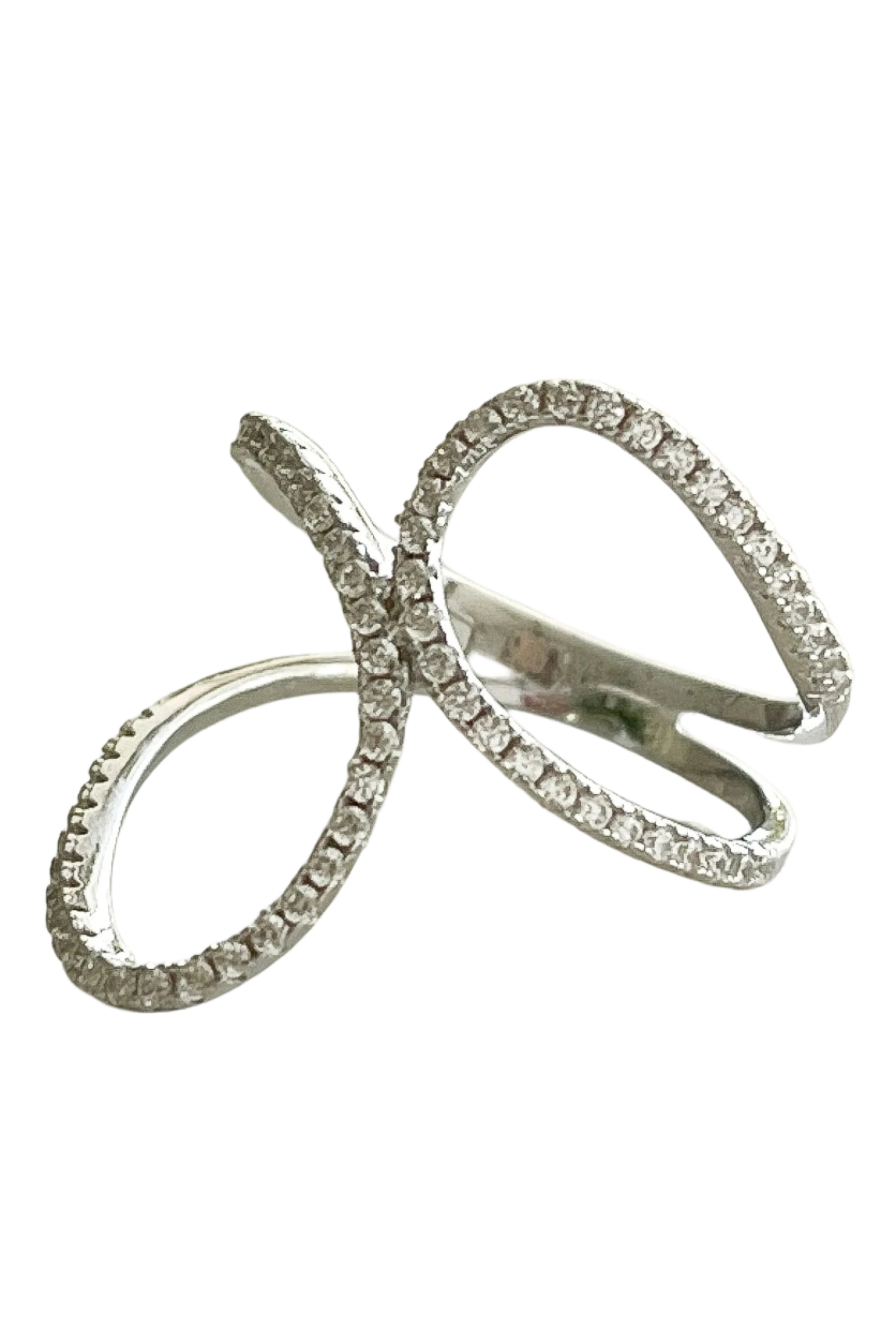 Sorrento Wave Ring on a white background - L'Atelier Global